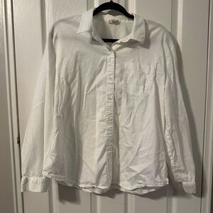Women’s white button down long sleeve top large